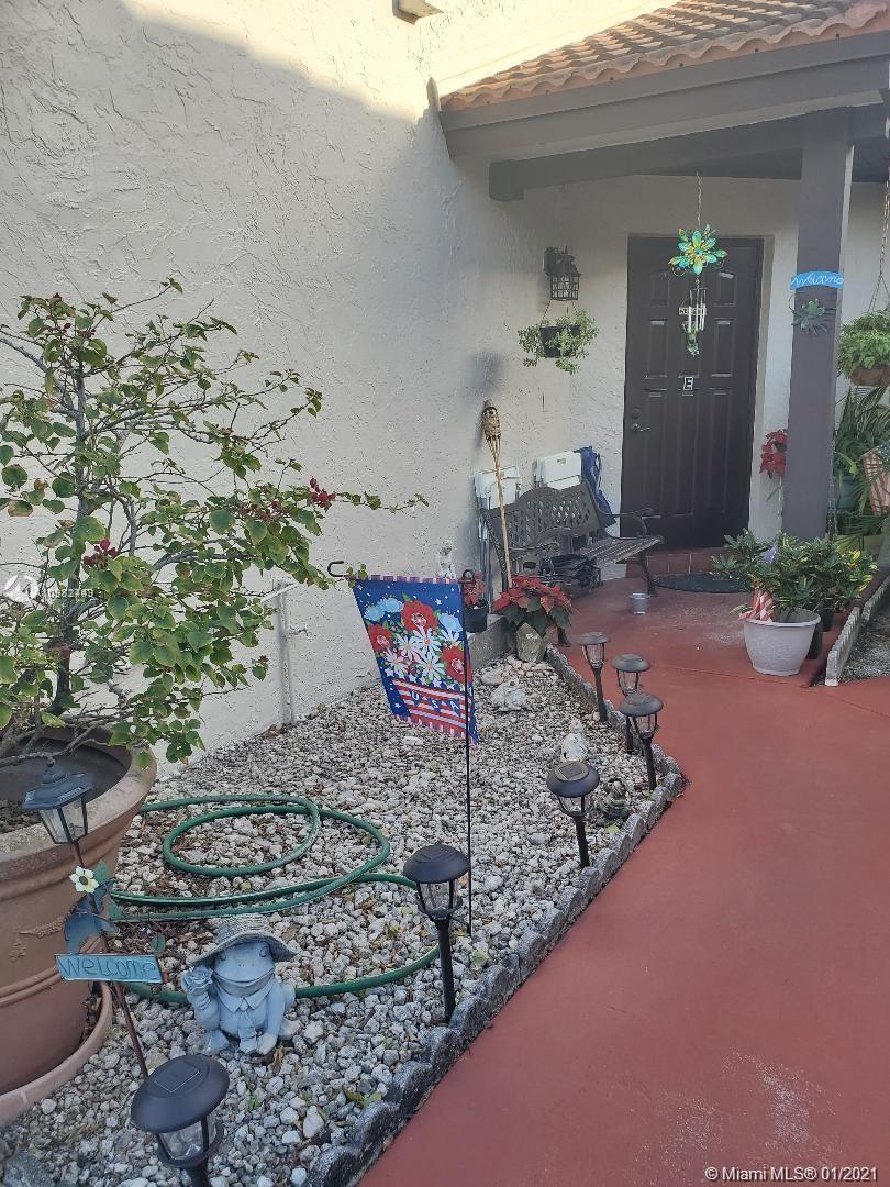15252 SW 46th Ln, Miami FL 33185