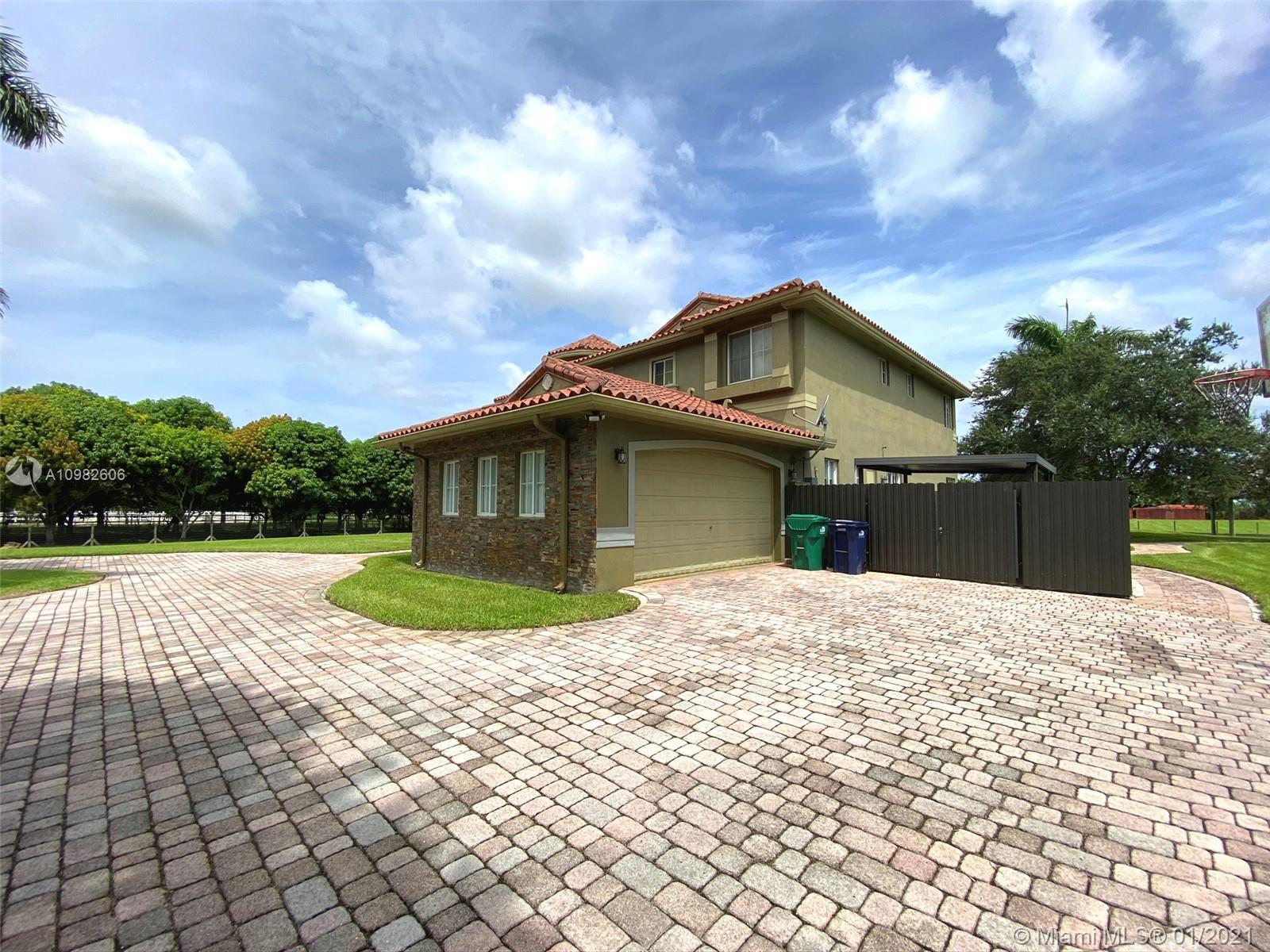 18575 SW 100th St, Miami FL 33196 photo 4
