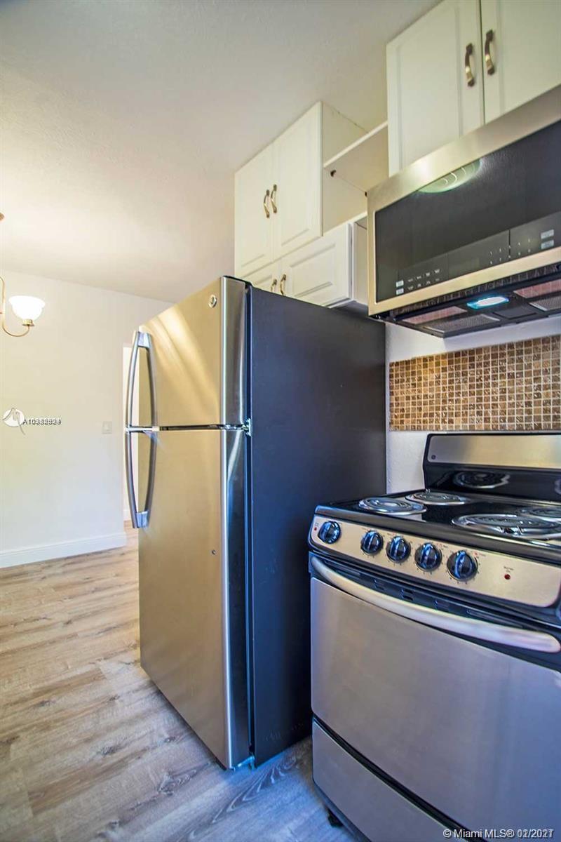 2300 SW 3rd Ave # 14, Miami FL 33129 photo 4