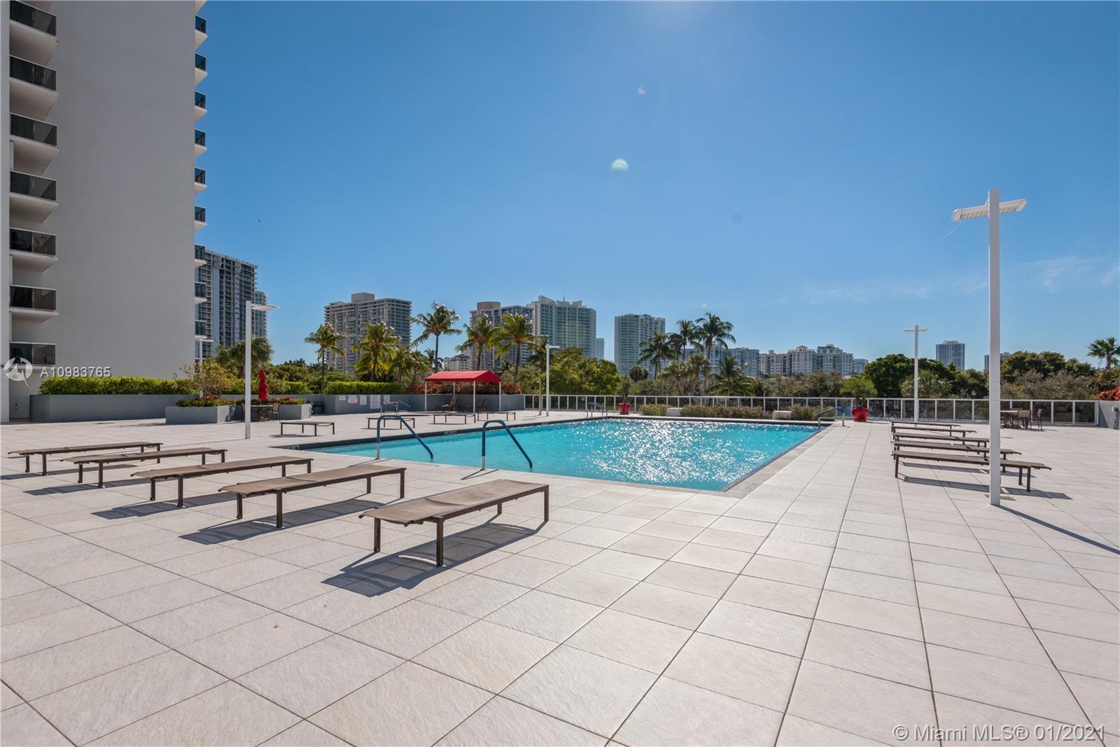 3675 N Country Club Dr # 2605, Aventura FL 33180