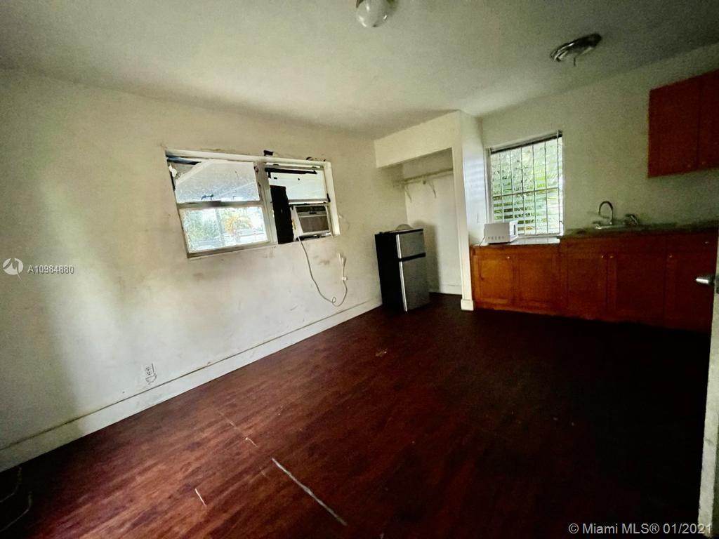 7305 NW 17th Ct REAR, Miami FL 33147