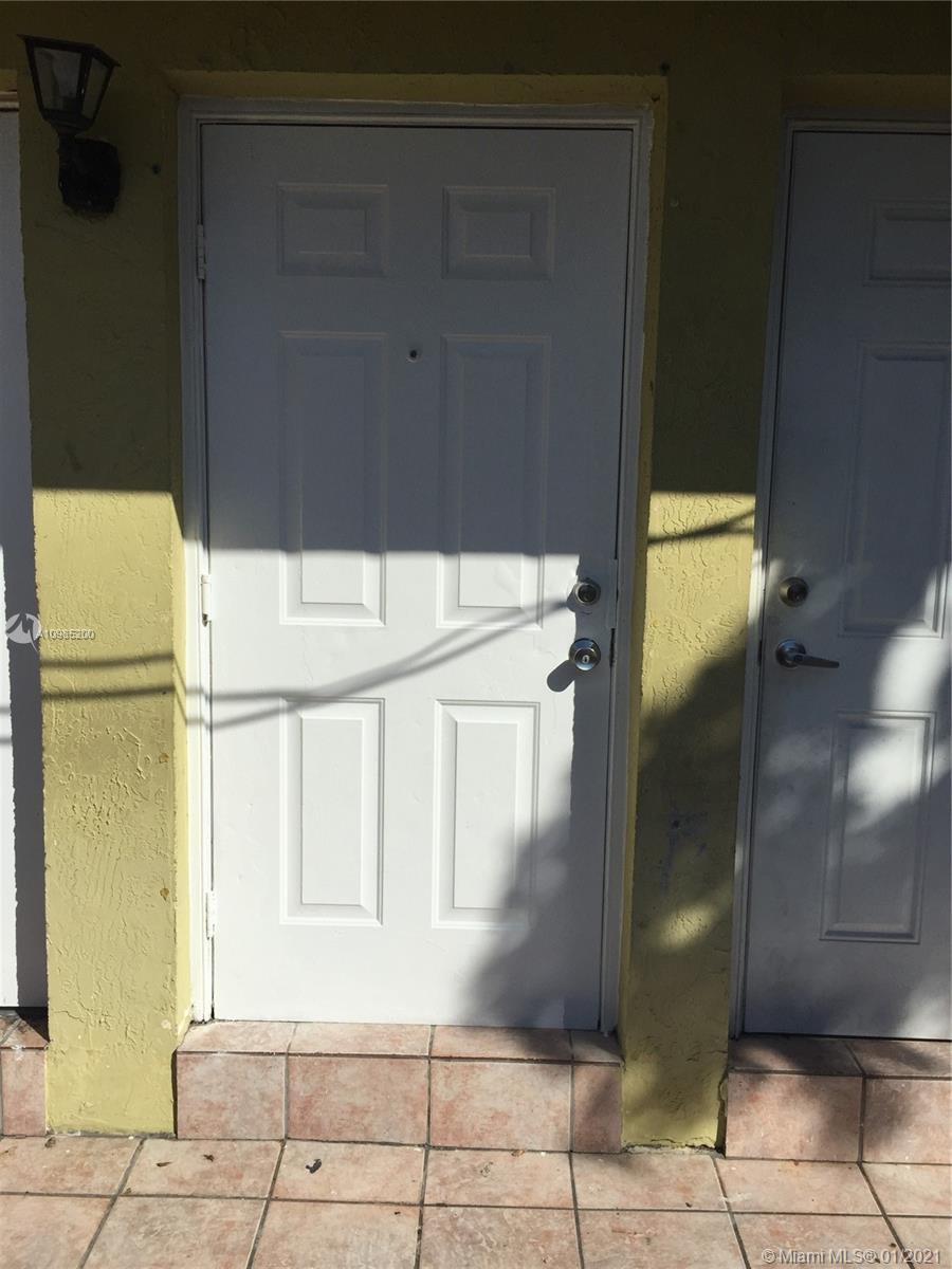 1251 NW 4th St # 6, Miami FL 33125 photo 2