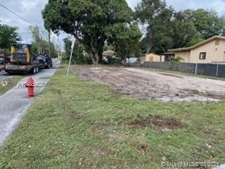 1217 NW 4th St, Fort Lauderdale FL 33311