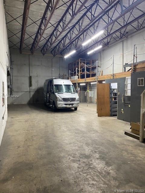 5610 N Rodman St, Hollywood FL 33023 photo 3