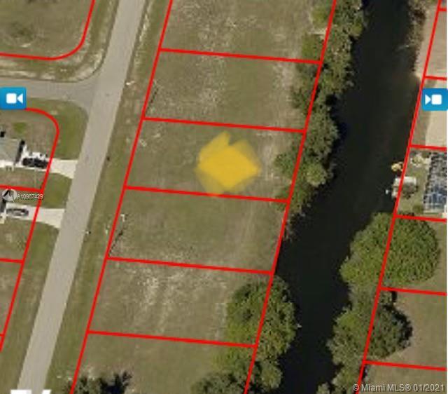 203 SW 14 ave, Cape Coral FL 33991 photo 3