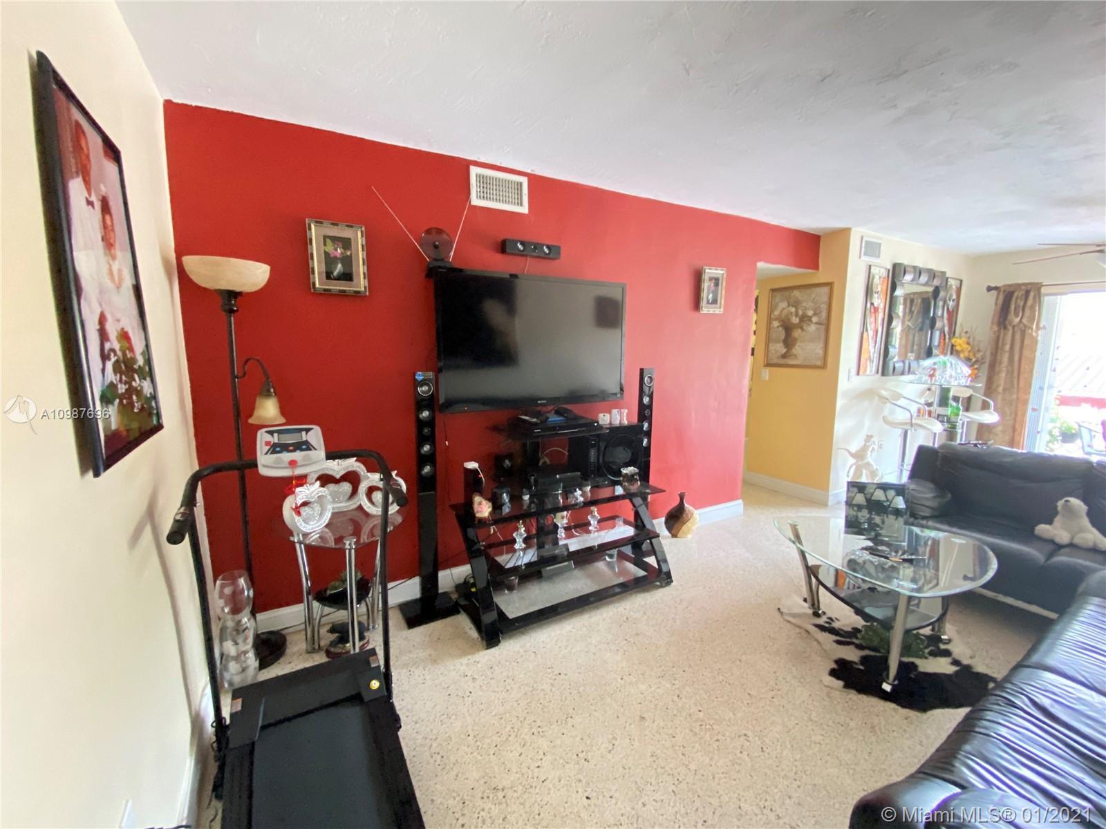 2623 NW 24th St # 11, Miami FL 33142 photo 2