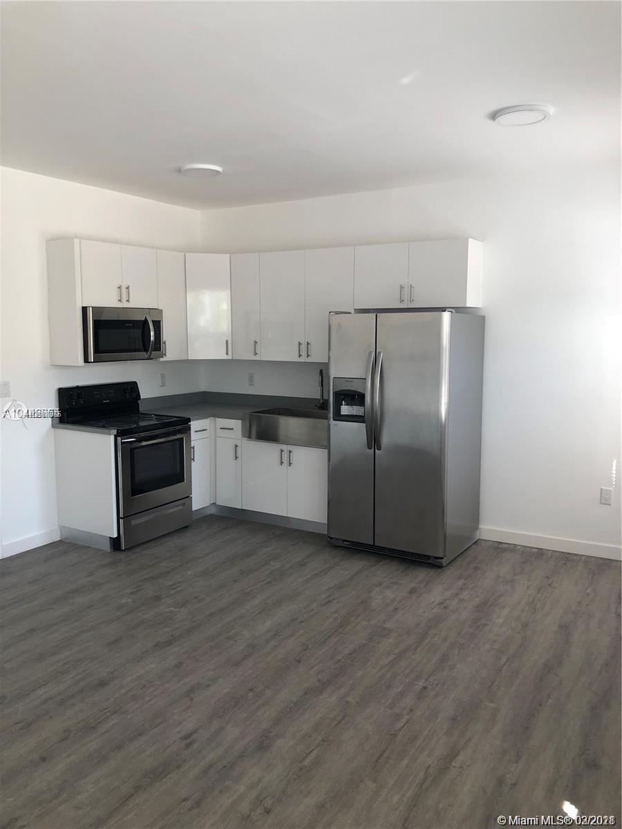 402 NW 12th Ave # 101, Miami FL 33128
