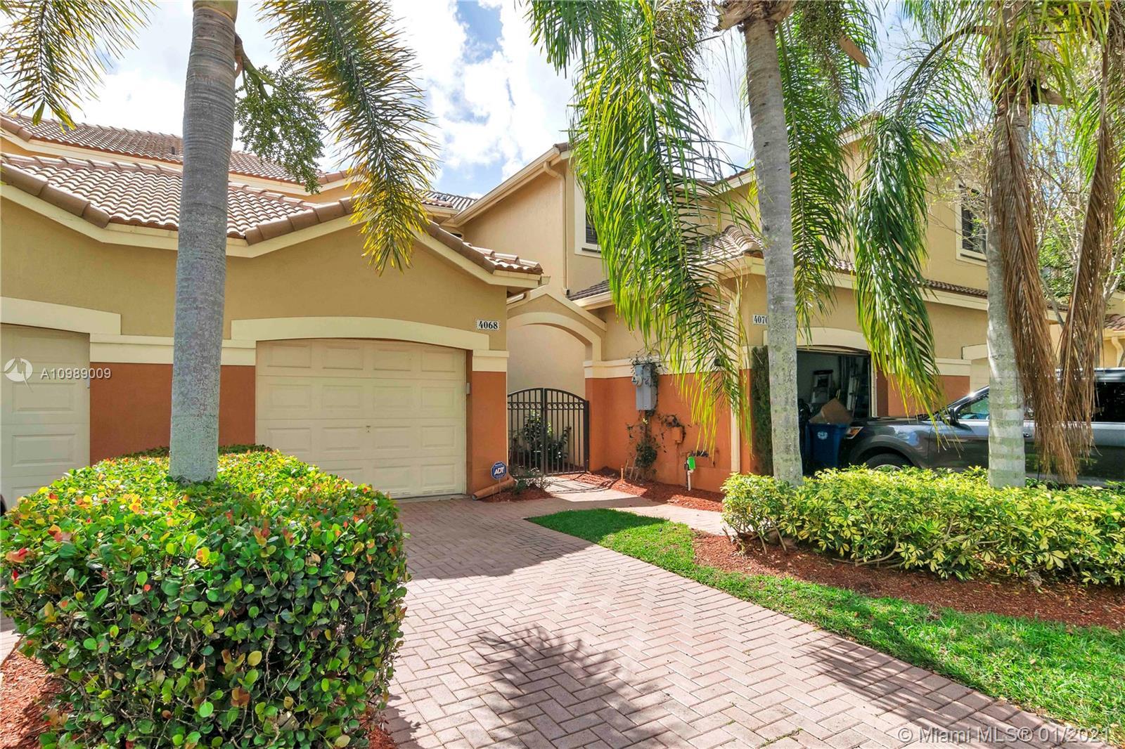 4068 Timber Cove Ln, Weston FL 33332 photo 2