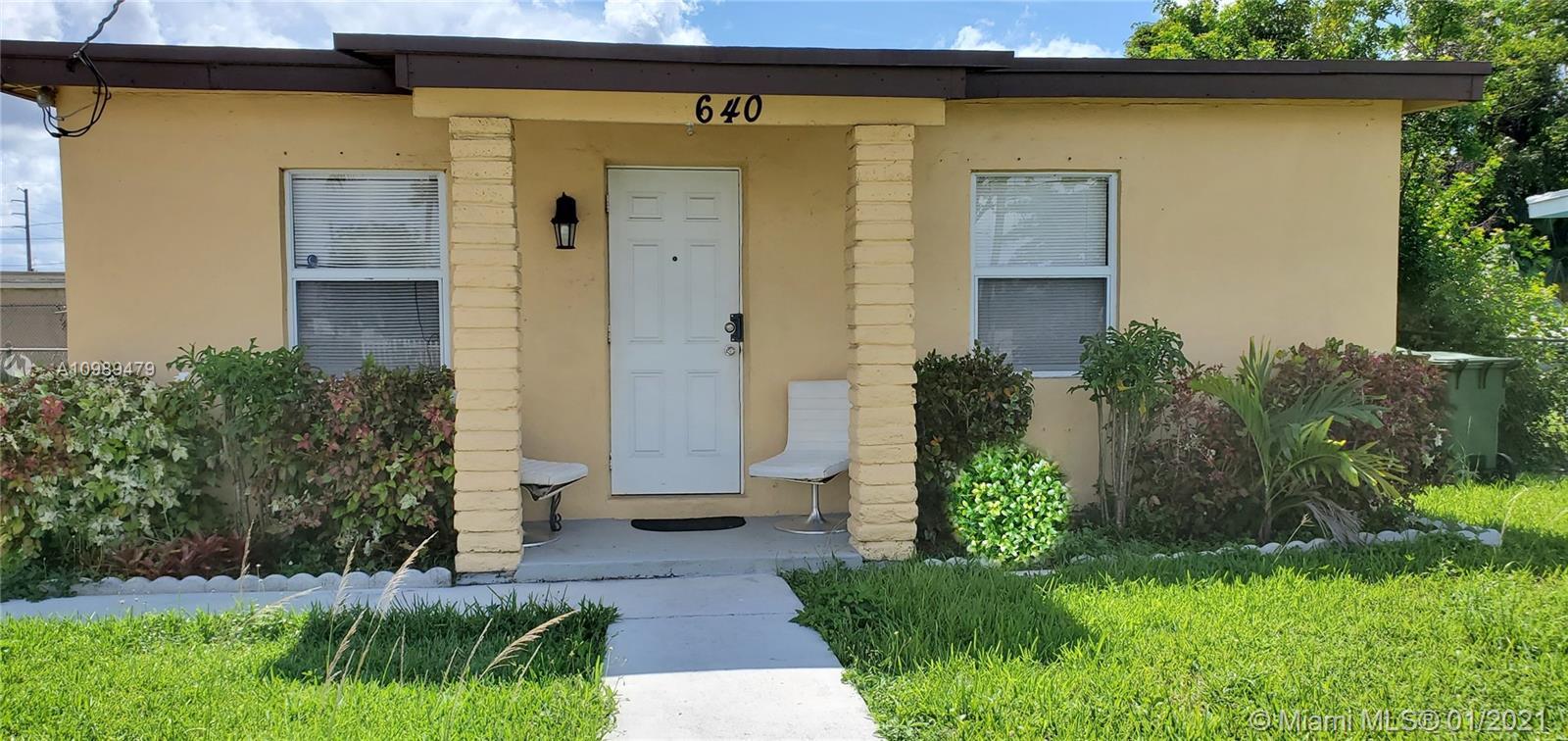 640 SW 11th Ave, Homestead FL 33030