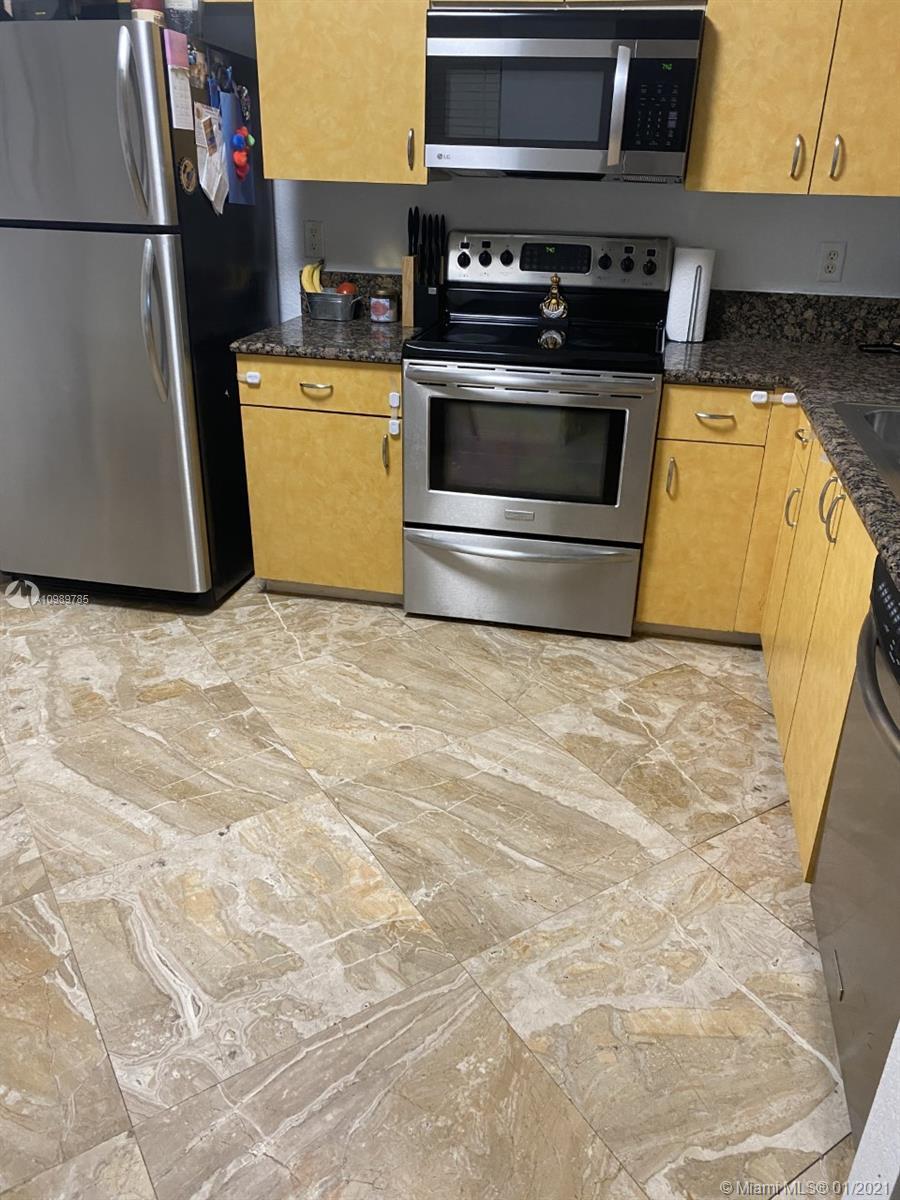 4030 Peppertree Dr, Weston FL 33332 photo 2