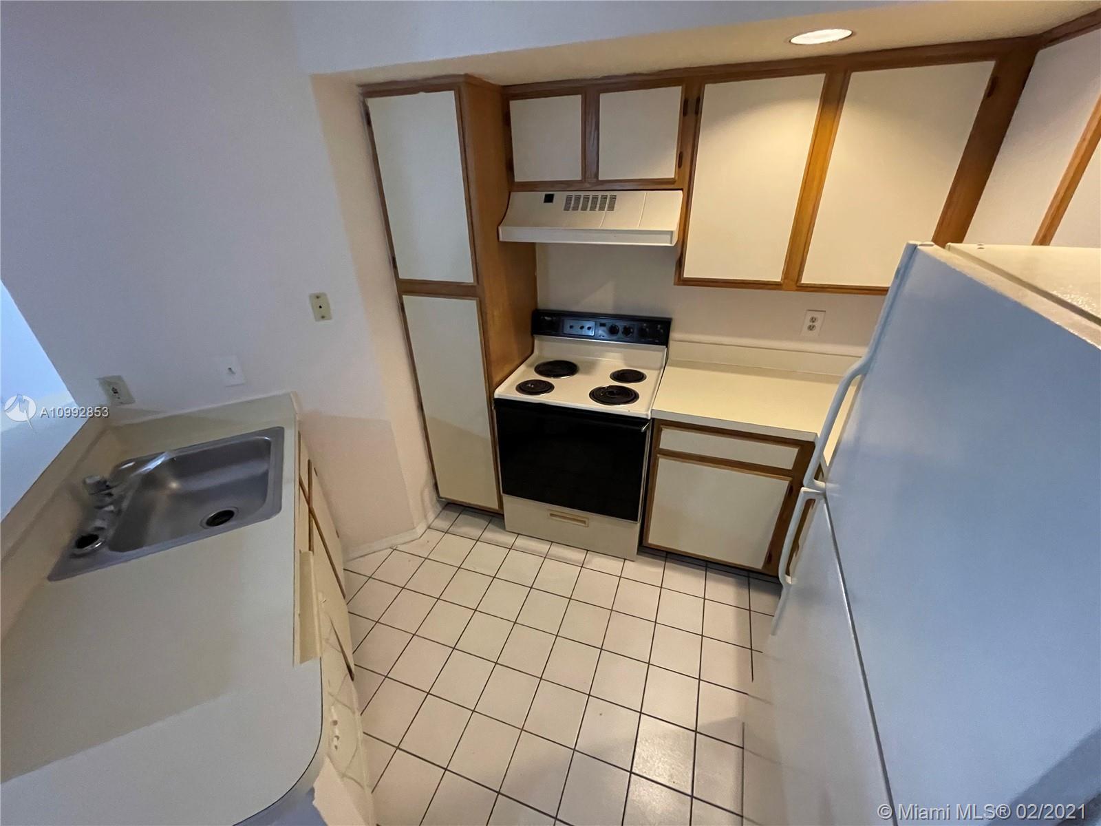 643 Vista Isles Dr # 1816, Plantation FL 33325 photo 4
