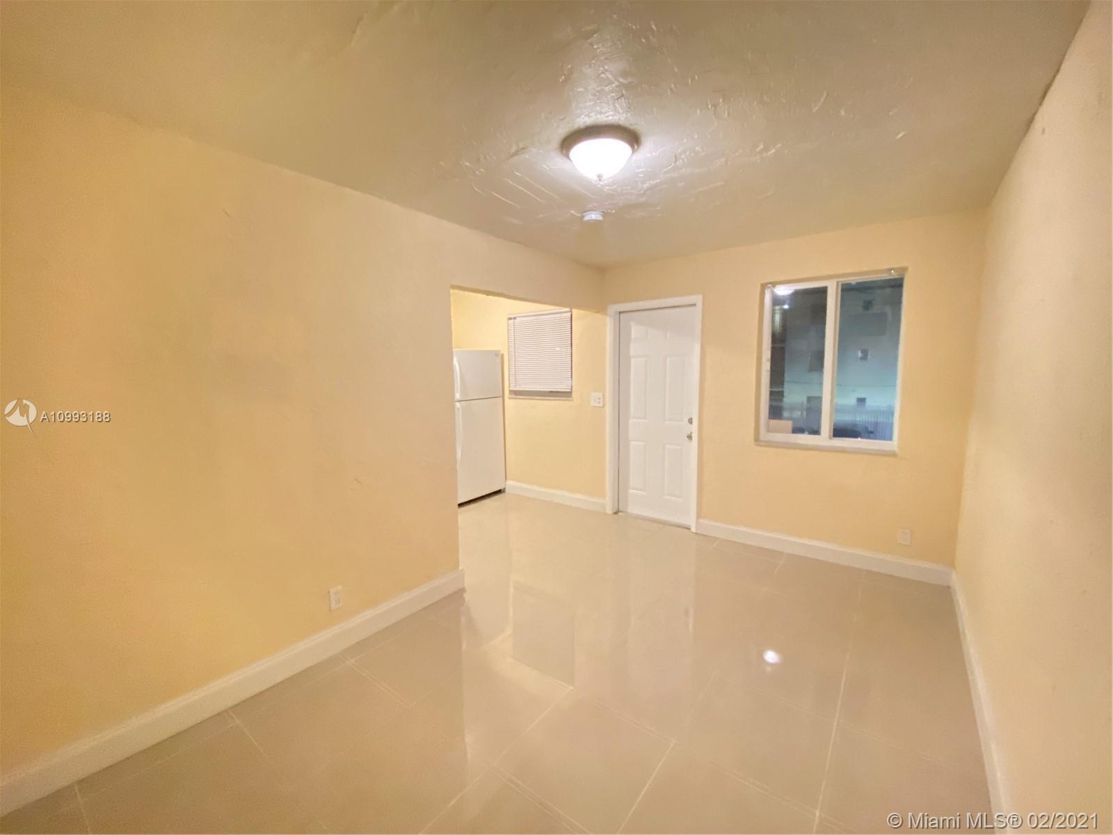 172 NW 12th St # 4, Miami FL 33136 photo 4