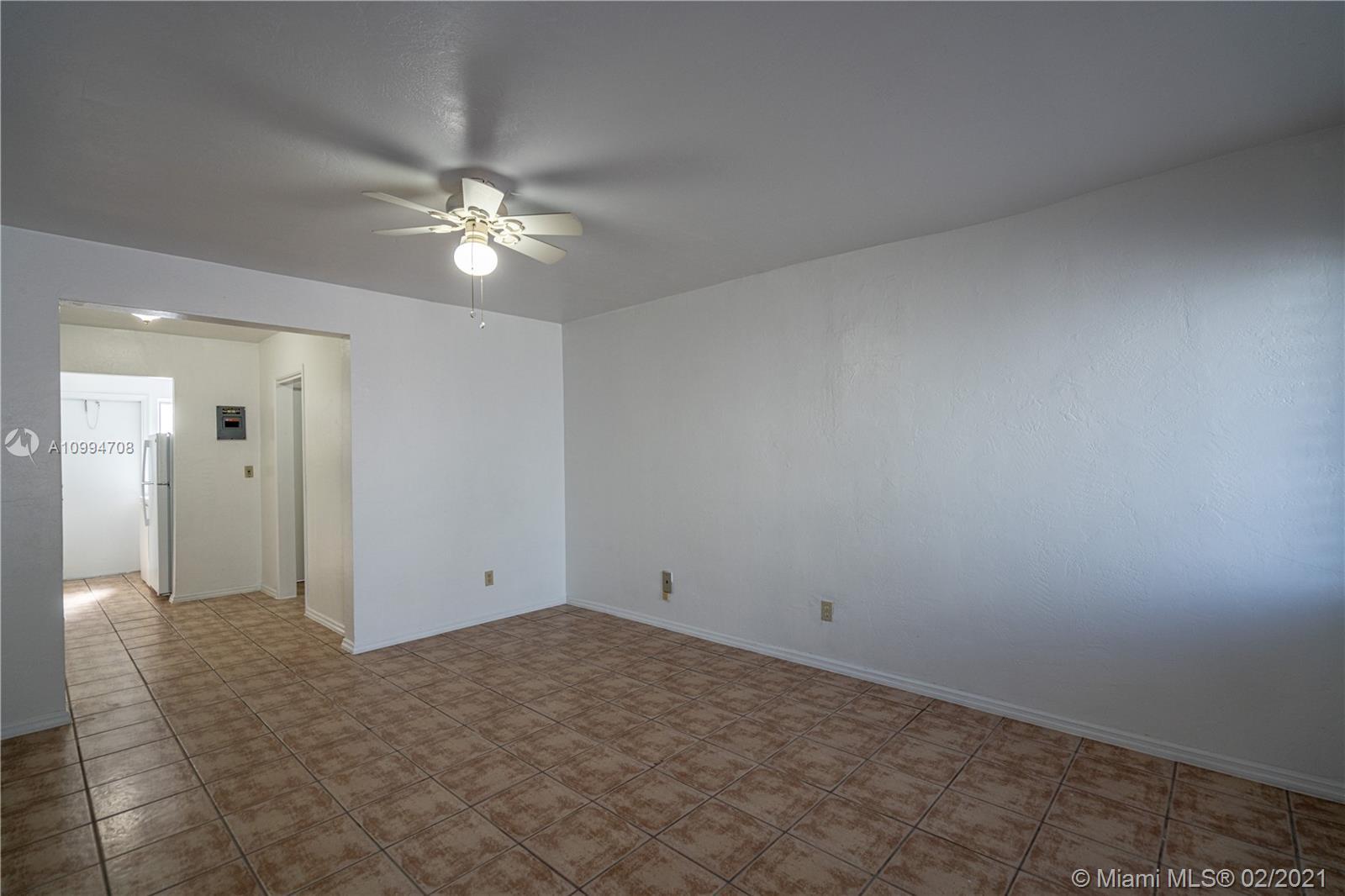 430 72nd St # 2, Miami Beach FL 33141 photo 3