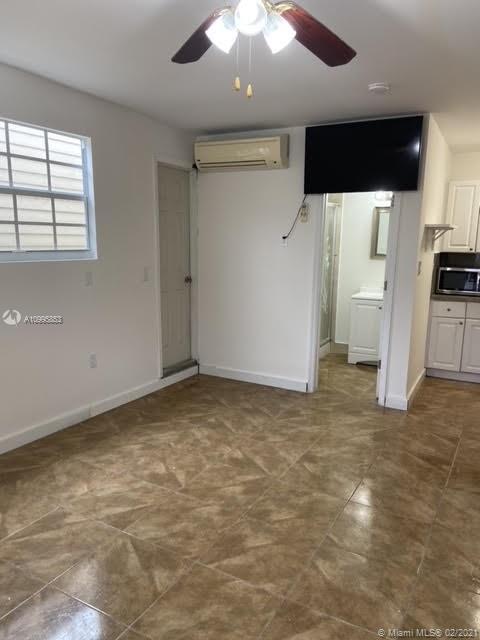 470 NW 33rd Ave, Miami FL 33125 photo 5