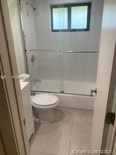 527 E 21st St # 5, Hialeah FL 33013 photo 2