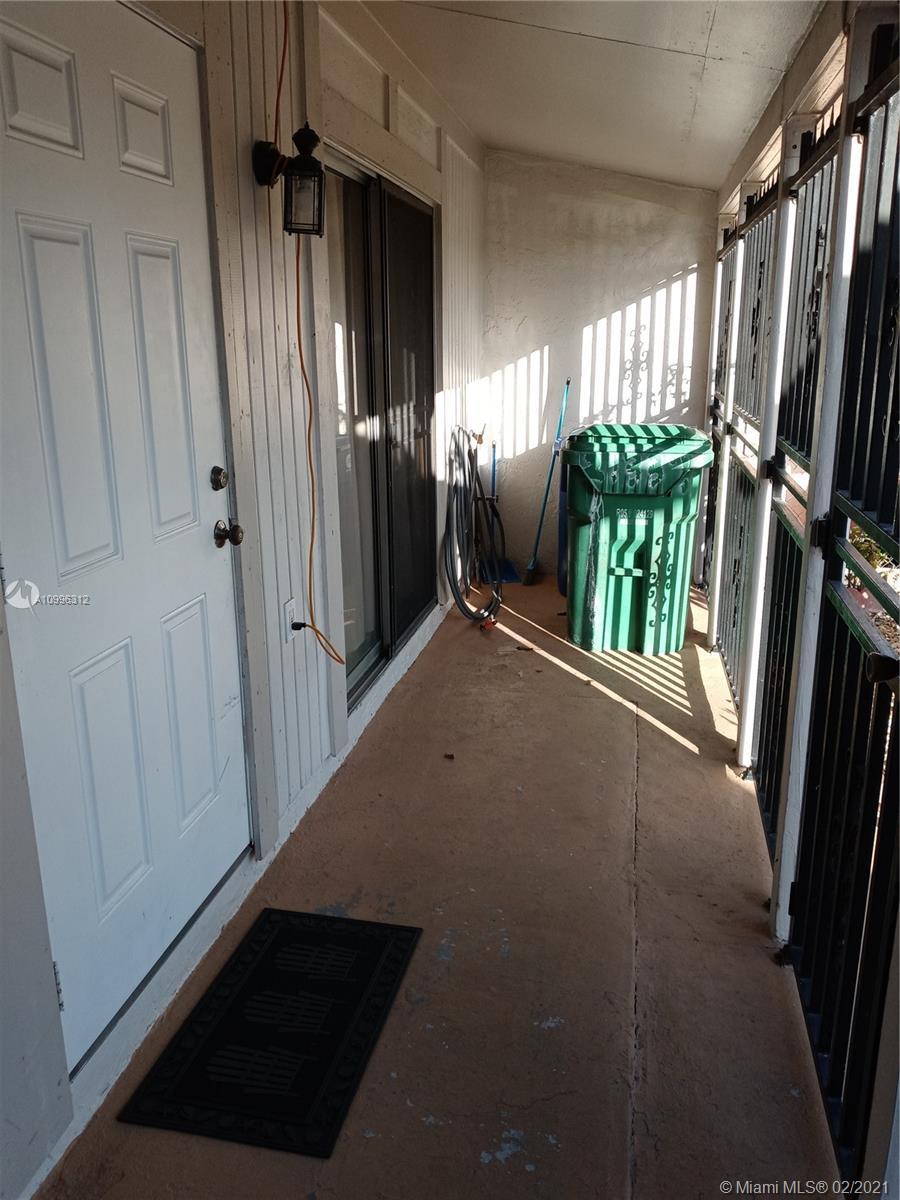 21337 NW 39th Ave, Miami Gardens FL 33055 photo 4