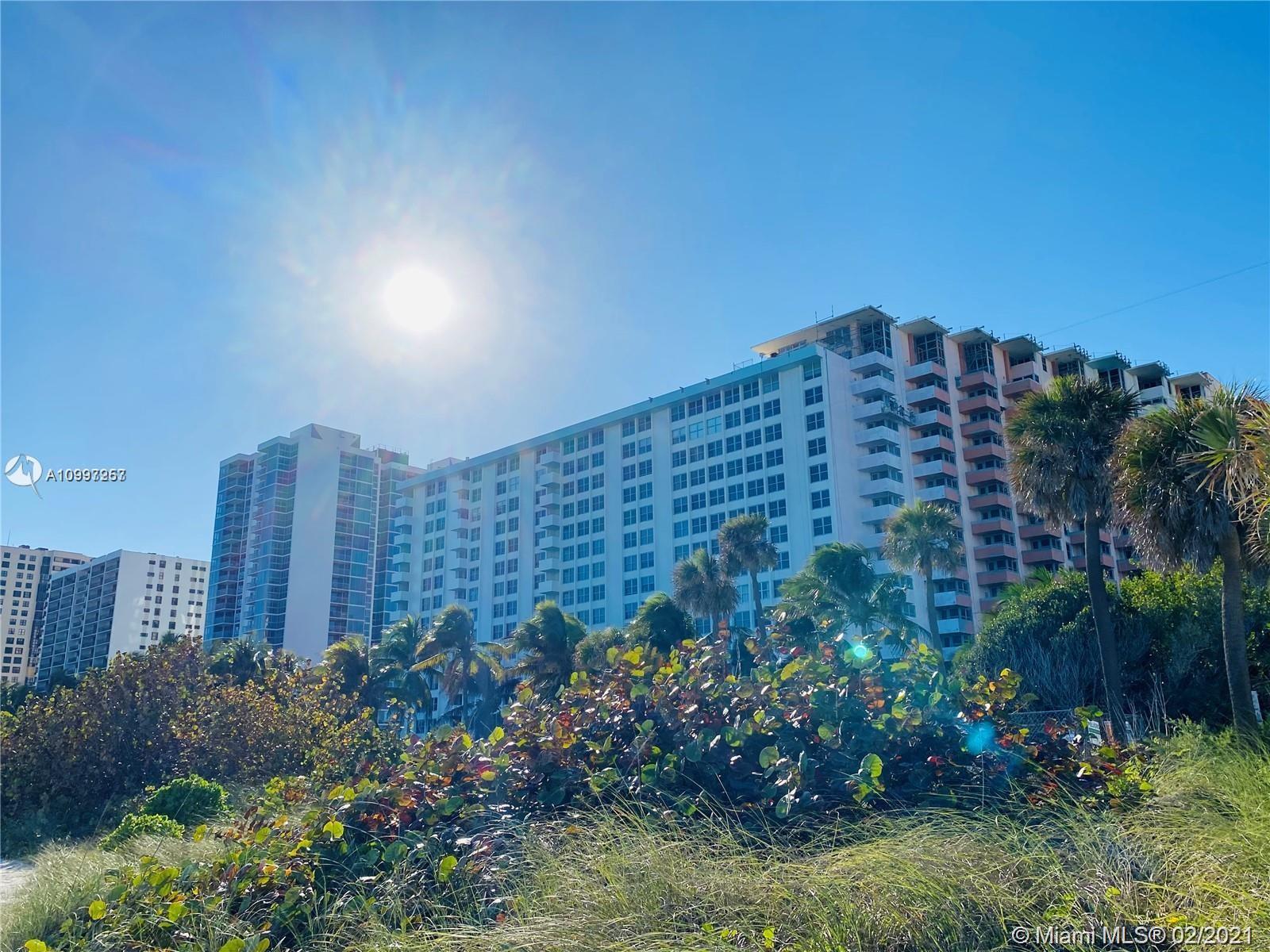 2899 Collins Ave # 1504, Miami Beach FL 33140 photo 2