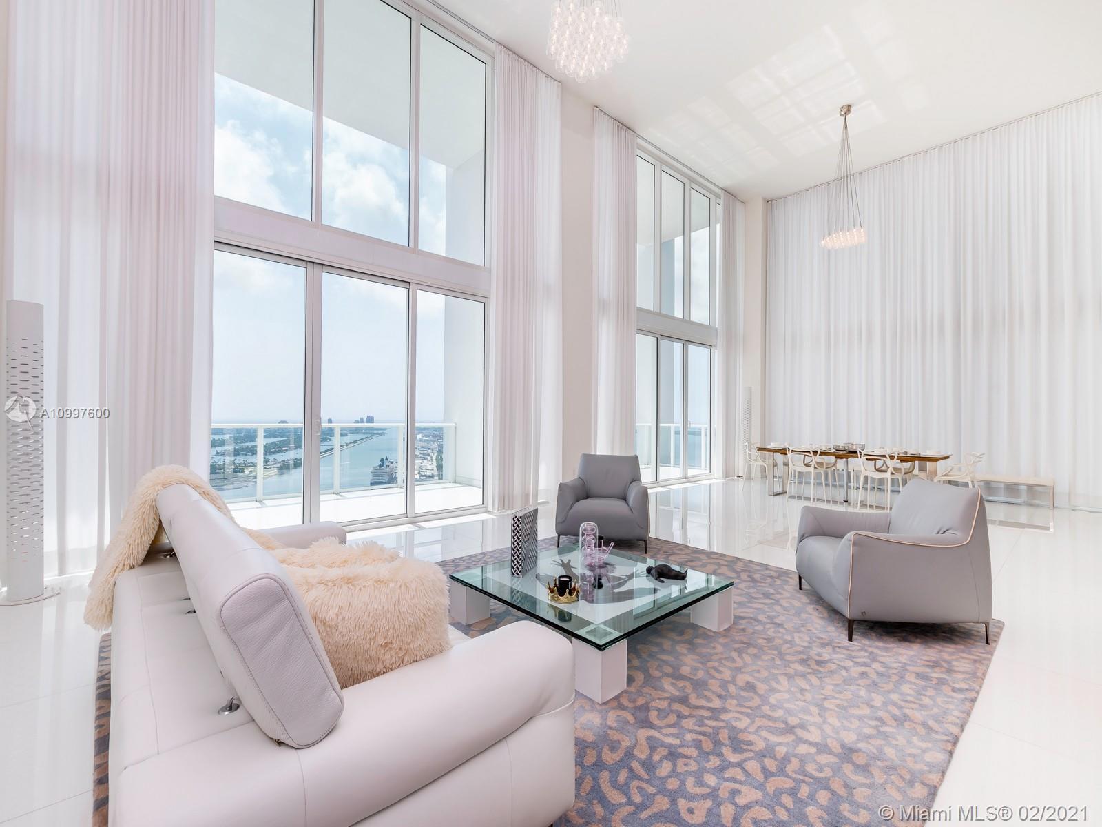 1040 Biscayne Blvd # 4402, Miami FL 33132 photo 2