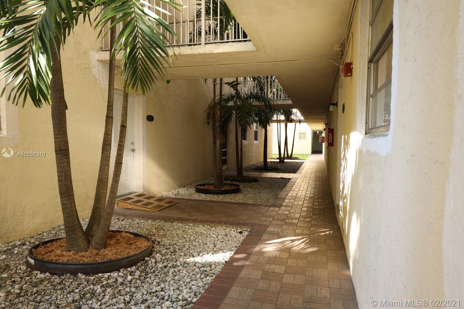 10090 NW 80th Ct # 1302, Hialeah Gardens FL 33016 photo 3