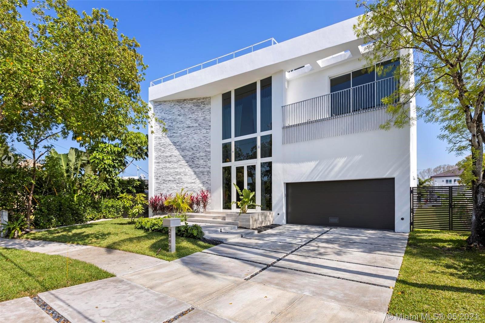 2080 S Hibiscus Dr, North Miami FL 33181
