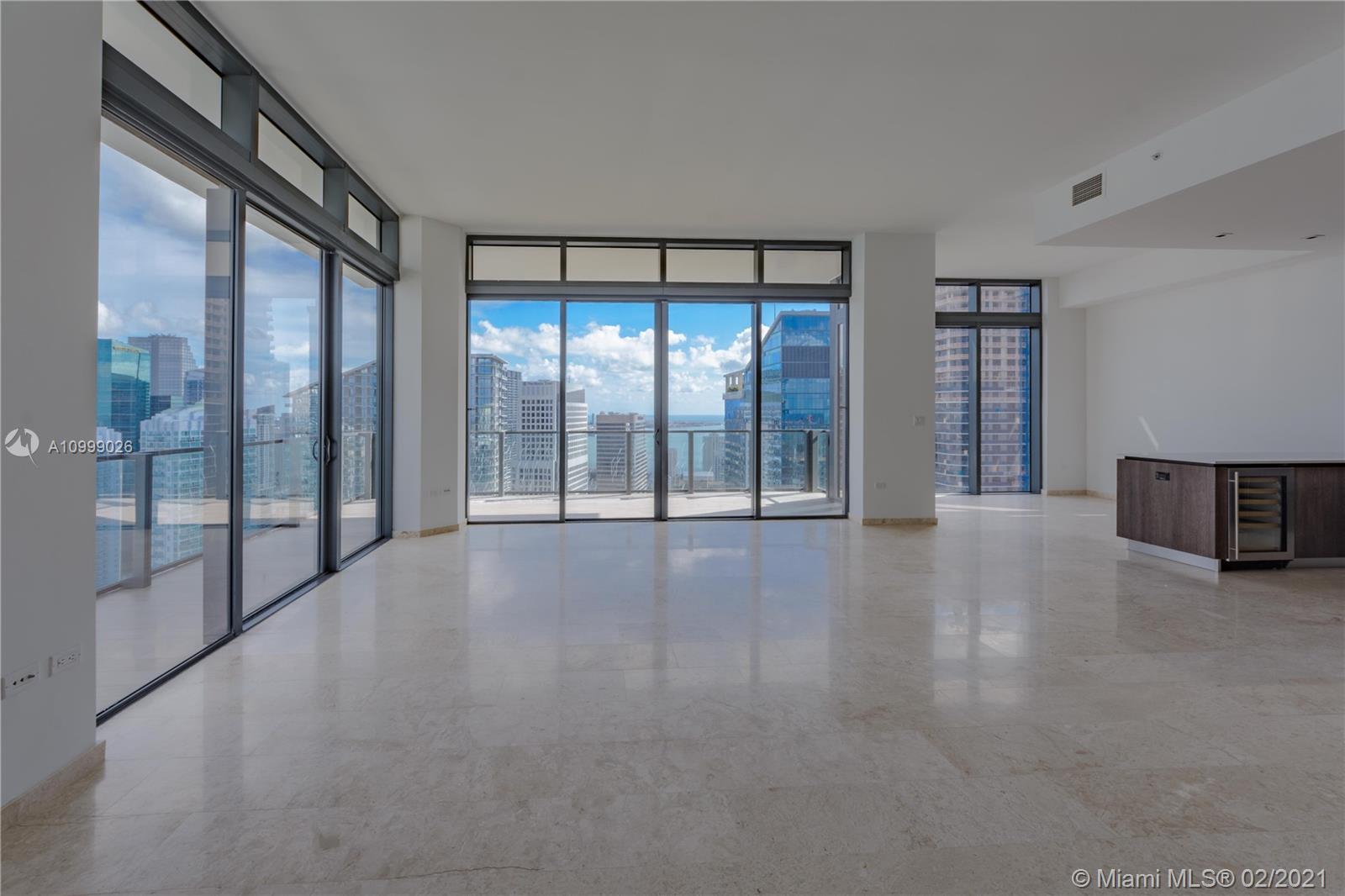 88 SW 7 # 4011, Miami FL 33130 photo 2