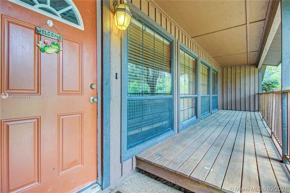 34 Pine Forest Ln, Other City - In The State Of Florida FL 33844 photo 3