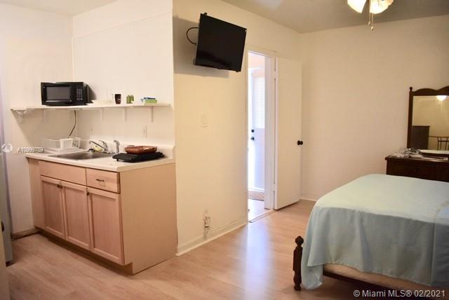 Plantation, FL 33317 photo 2