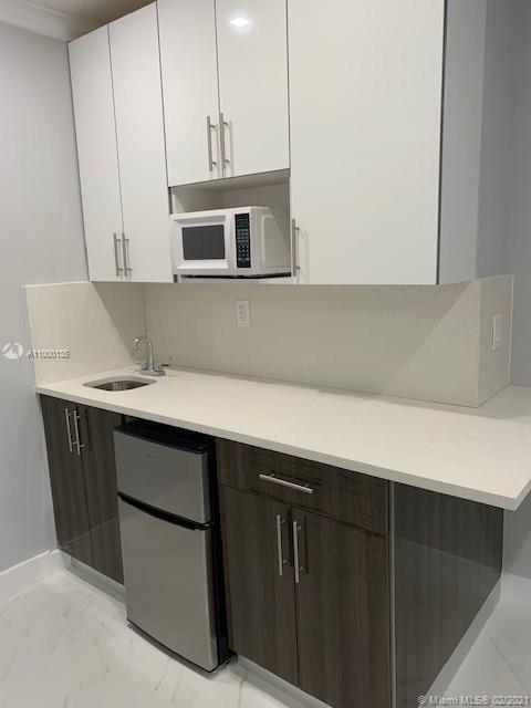 3035 SW 27th Ter rear, Miami FL 33133 photo 5