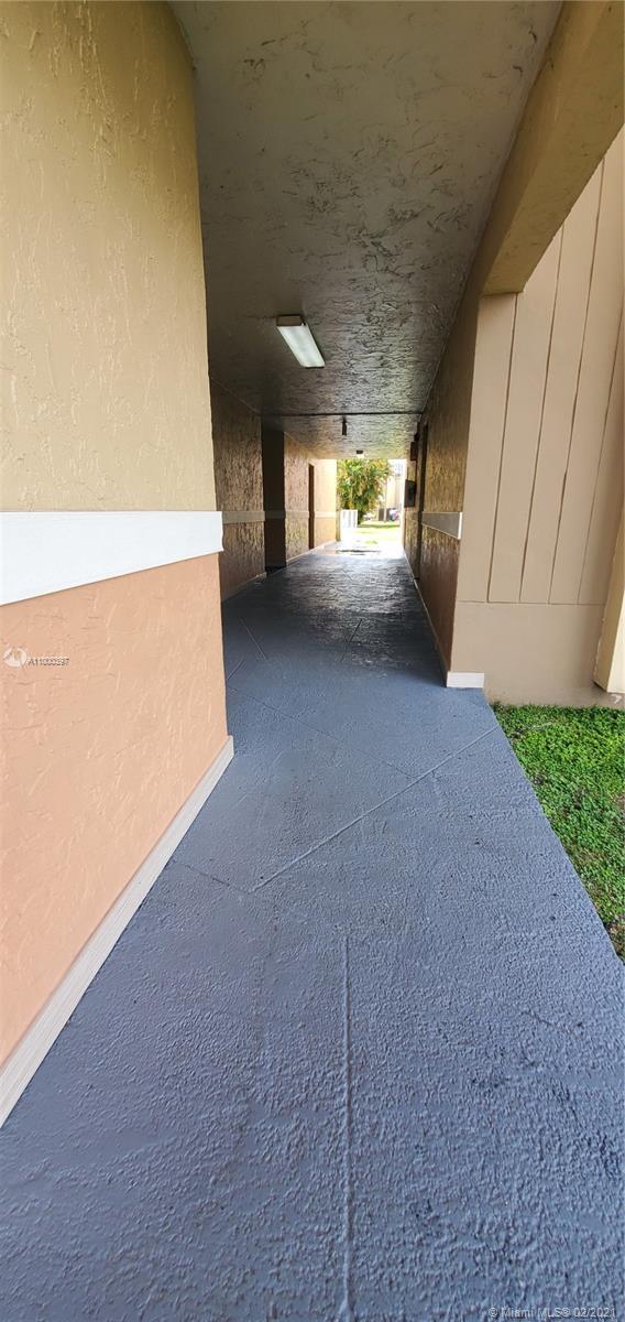 5221 Geneva Way # 308, Doral FL 33166 photo 3