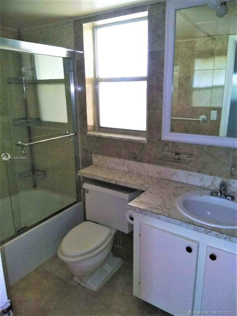 8130 Sunrise Lakes Blvd # 208, Sunrise FL 33322 photo 5
