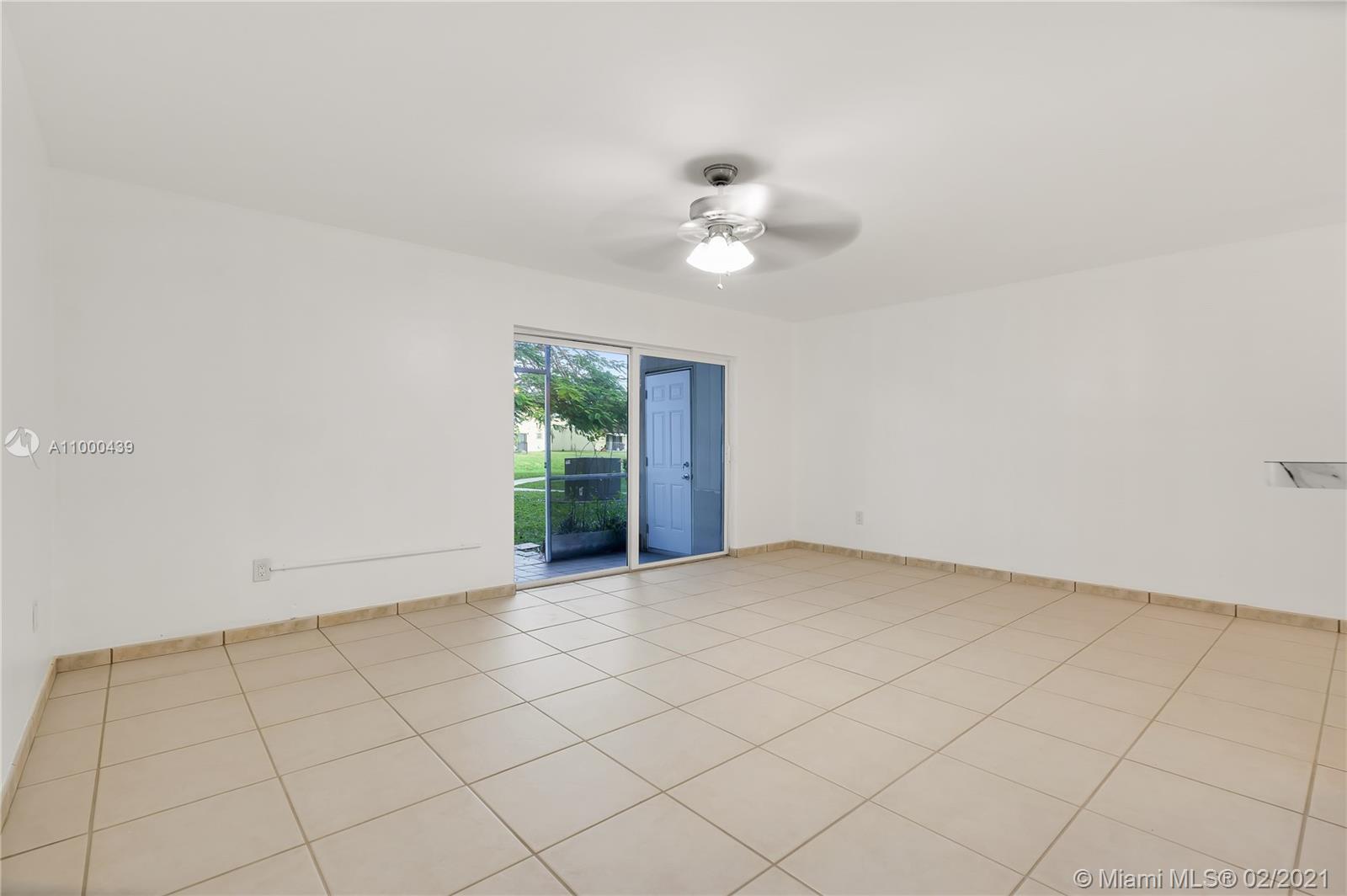 10393 N Kendall Dr # U1, Miami FL 33176 photo 3