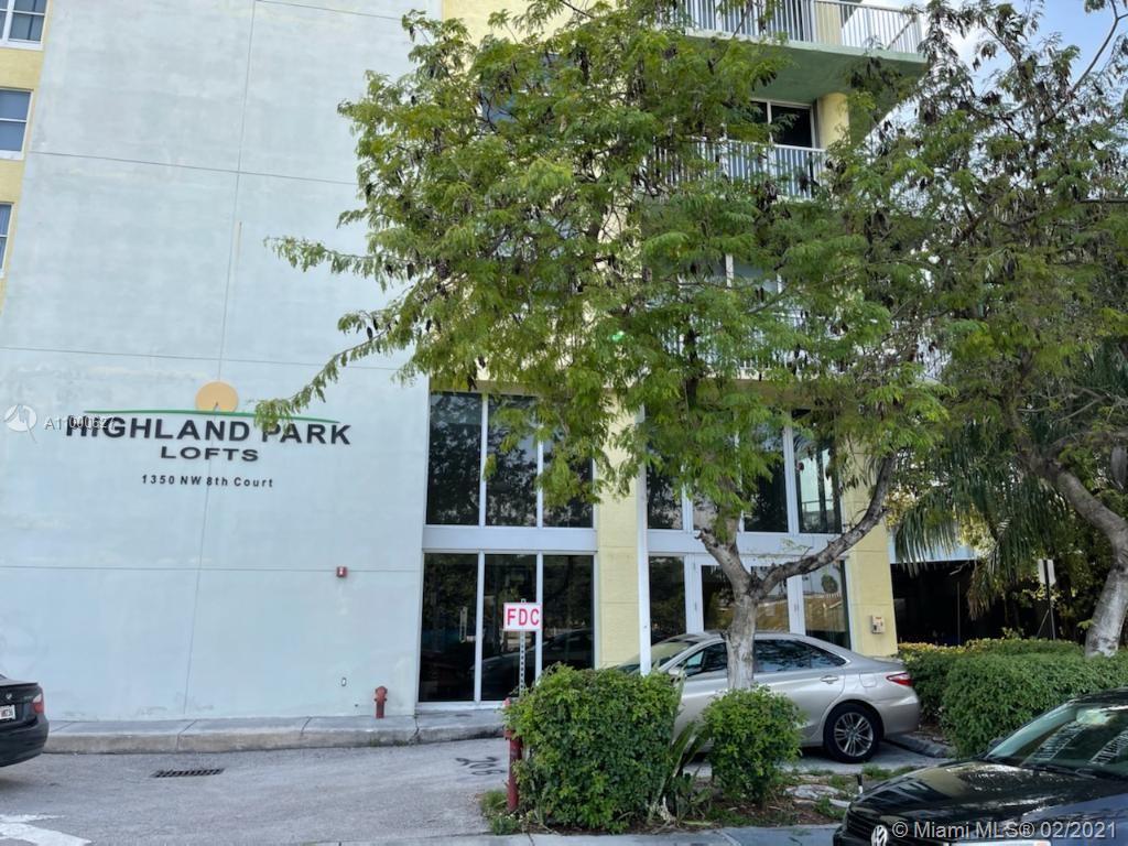 1350 NW 8th Ct # 5, Miami FL 33136 photo 2
