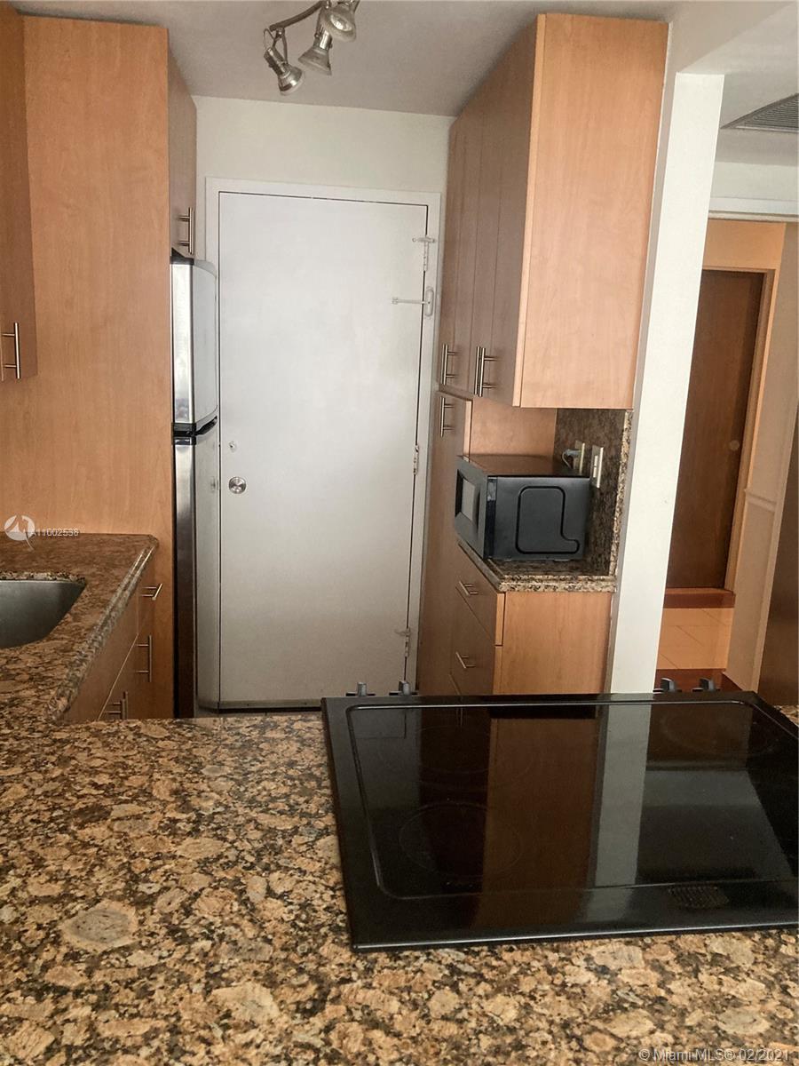 2899 Collins # 944, Miami Beach FL 33140 photo 4