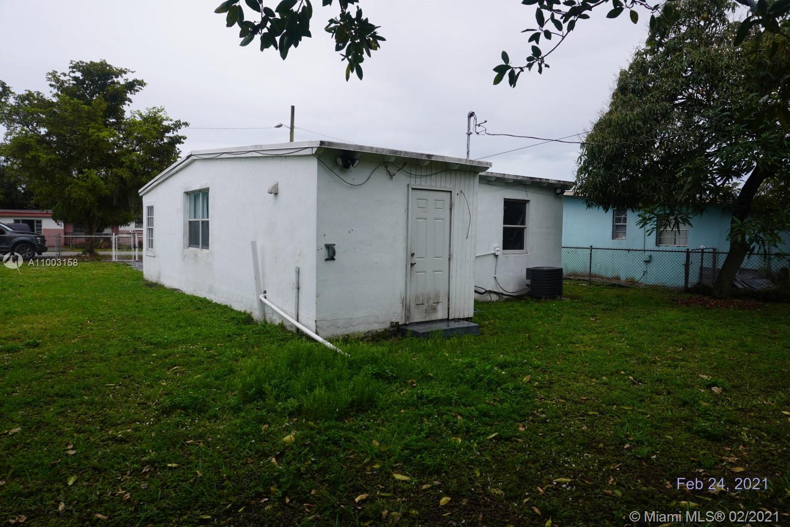 14240 NW 23rd Pl, Opa-Locka FL 33054 photo 5