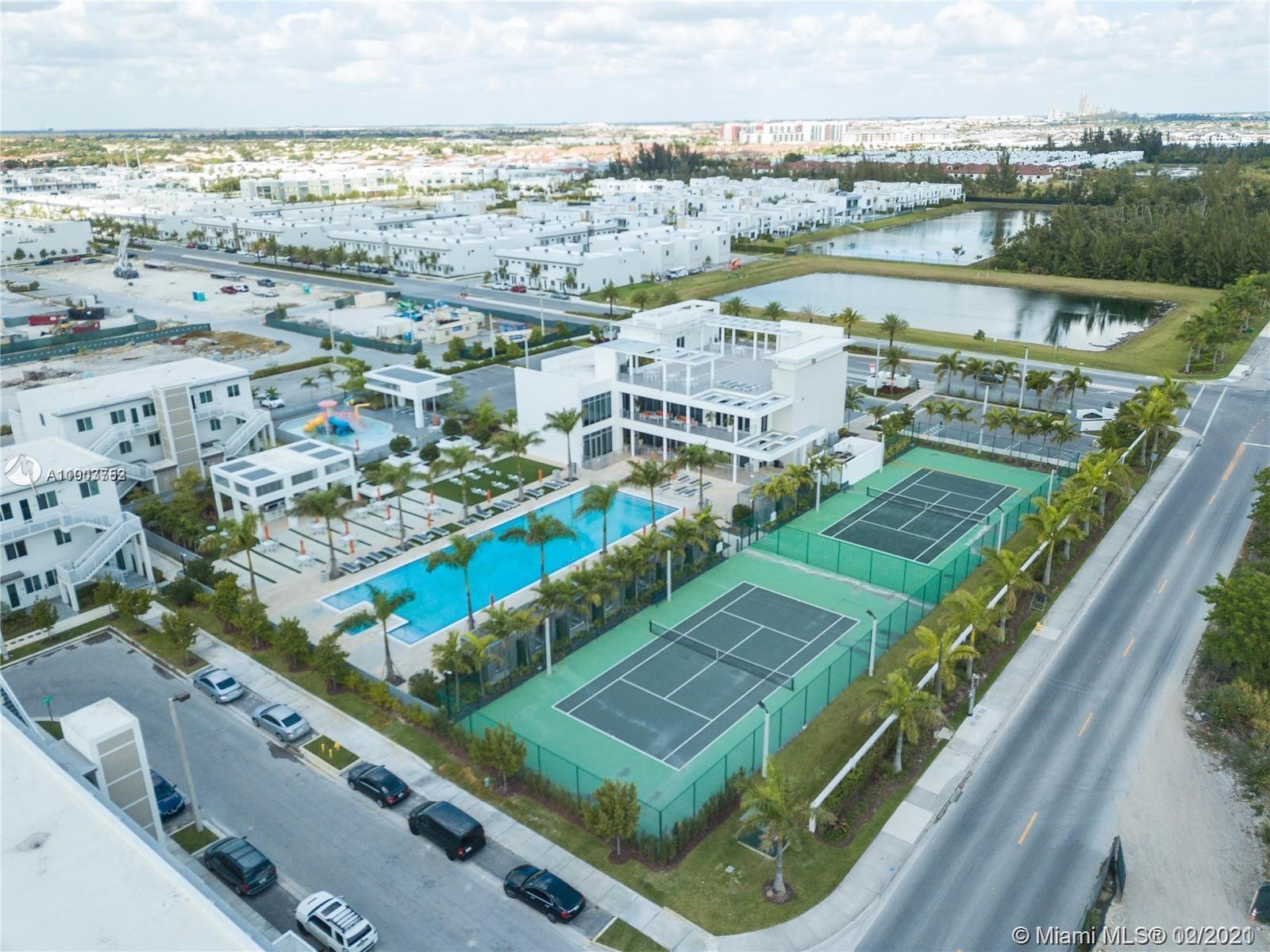 6662 NW 103rd Pkwy, Doral FL 33178
