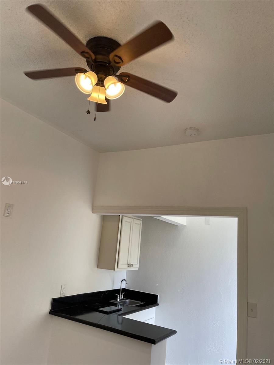 641 E 19th St Side, Hialeah FL 33013 photo 3