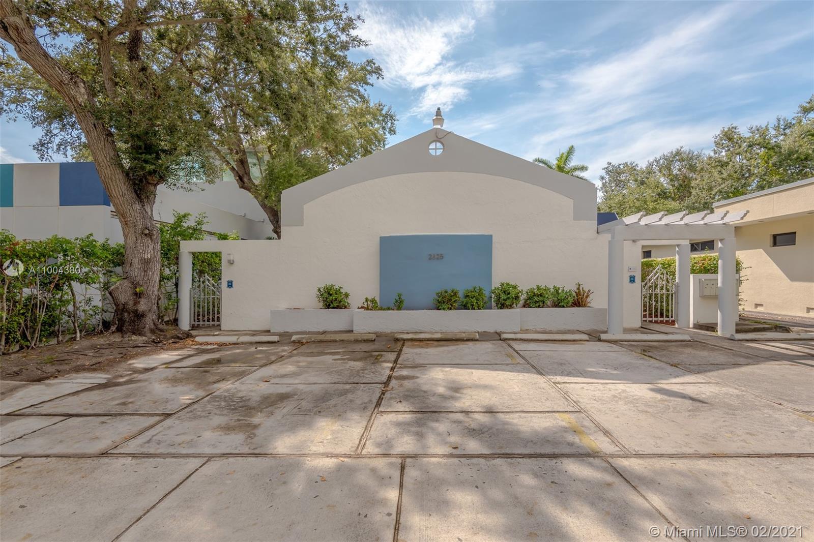 2825 SW 3rd Ave # 5, Miami FL 33129 photo 2