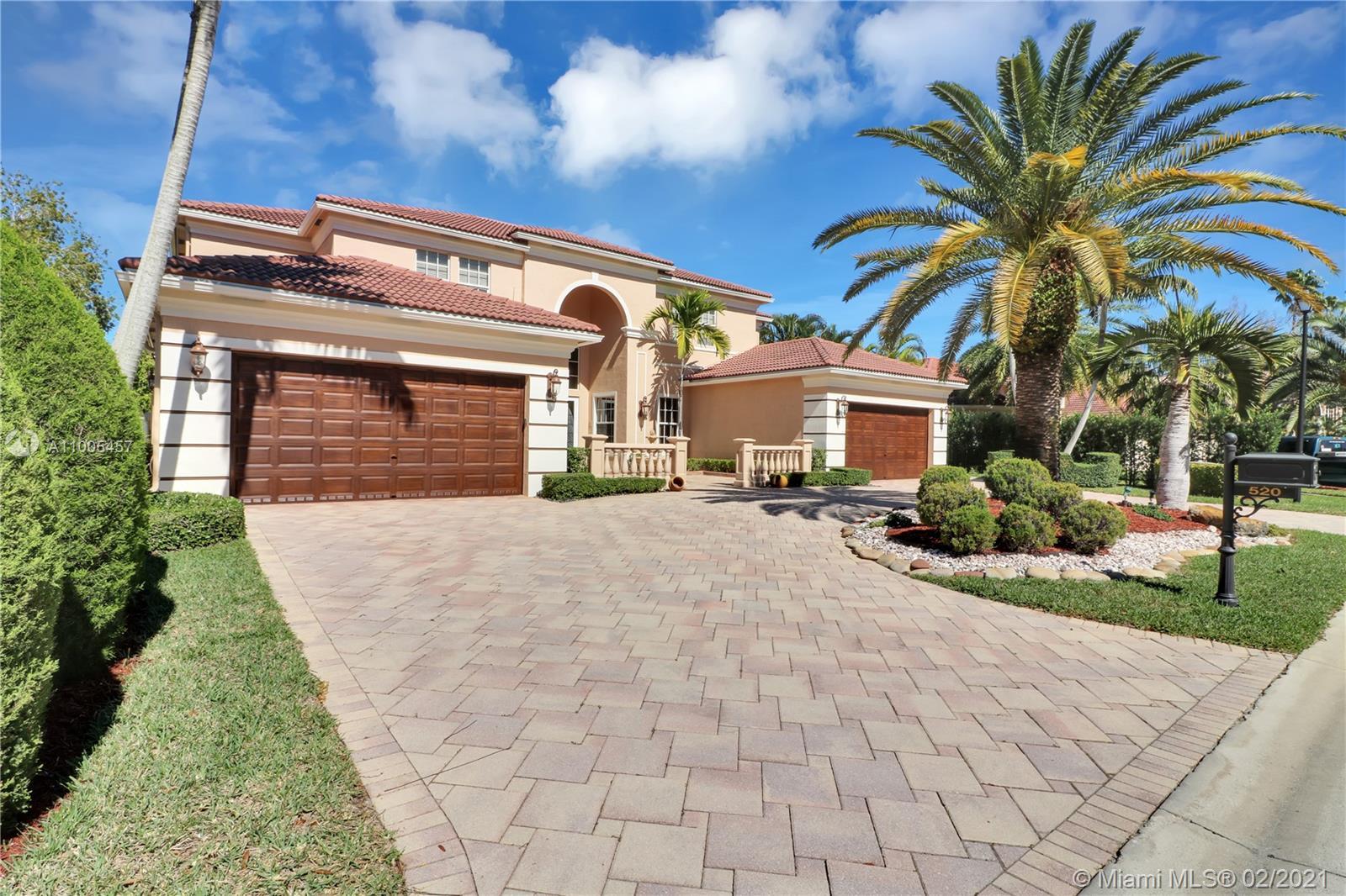 520 W Enclave Cir W, Pembroke Pines FL 33027 photo 3