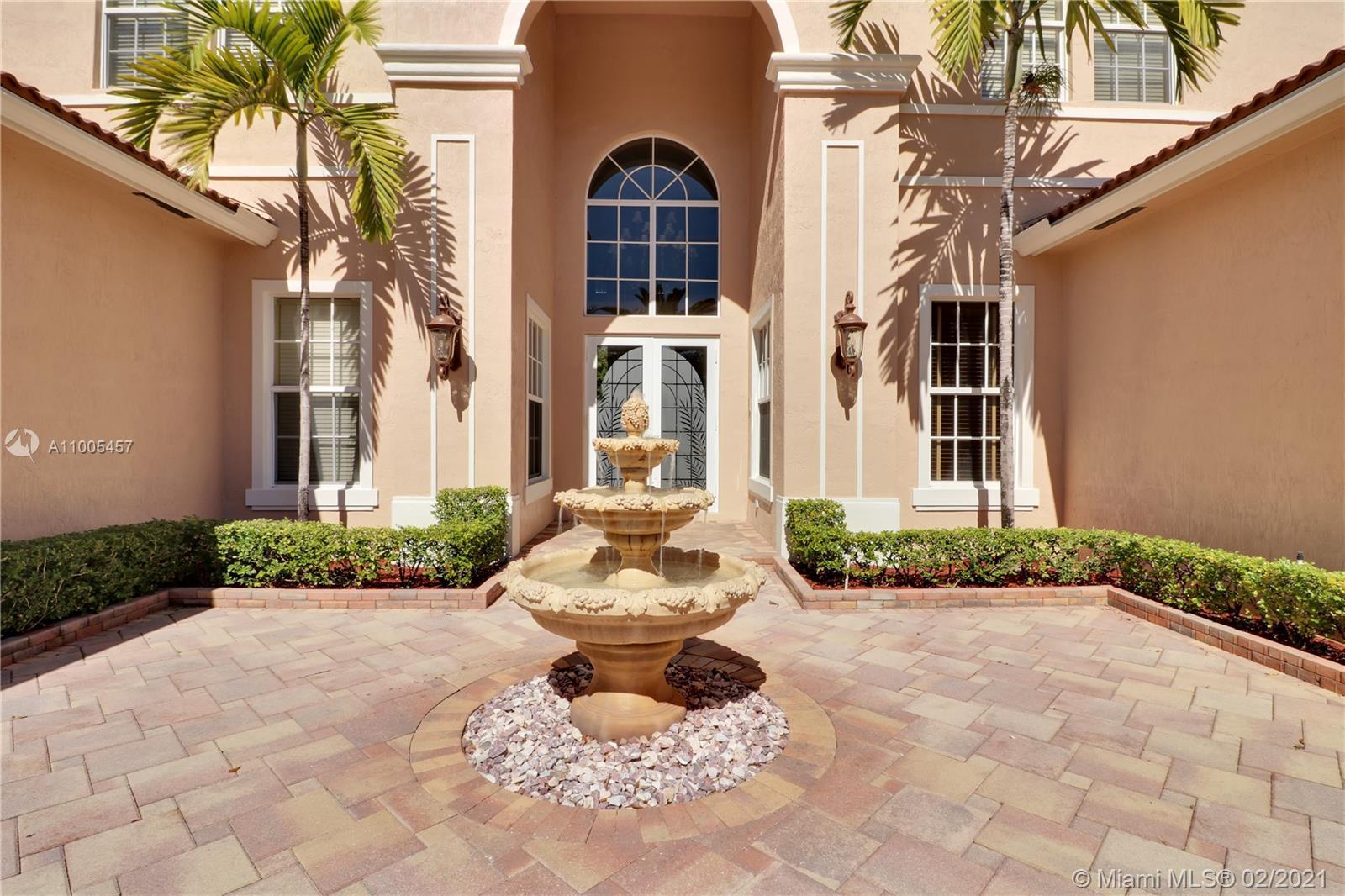 520 W Enclave Cir W, Pembroke Pines FL 33027 photo 4