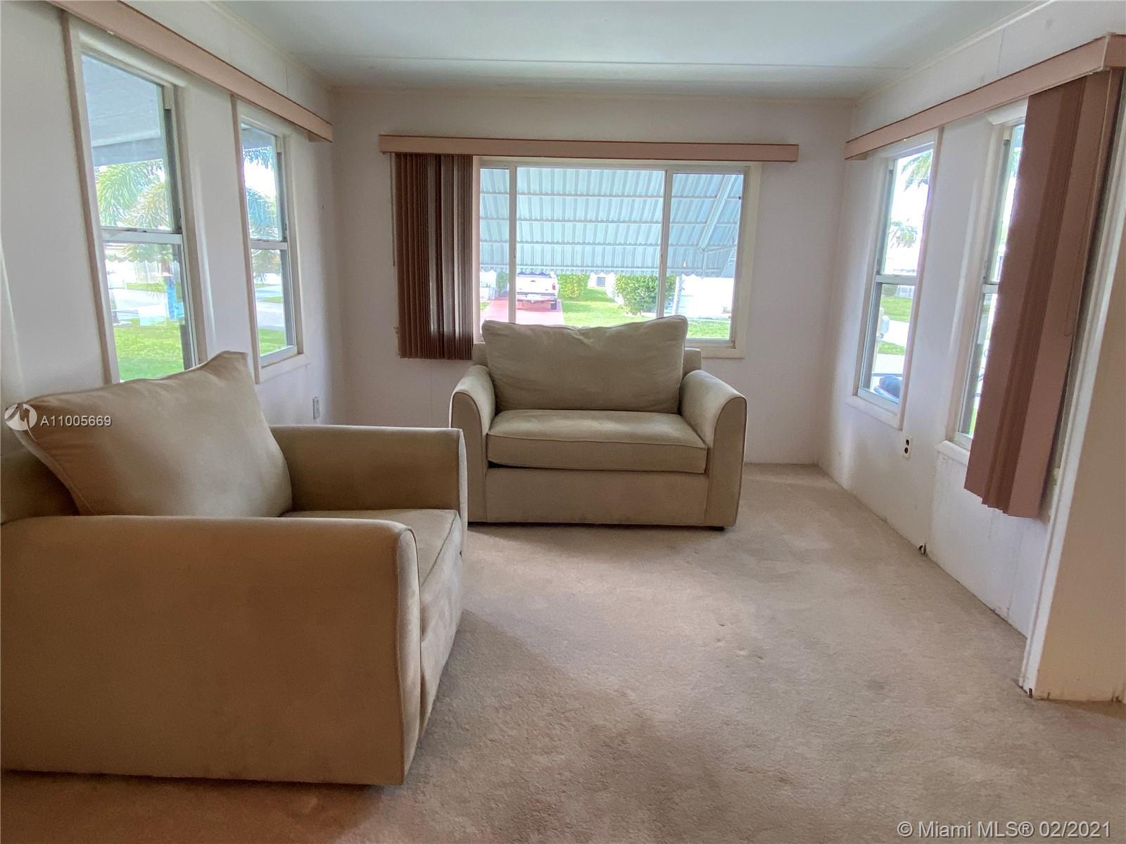 8530 SW 18th Ct, Davie FL 33324 photo 5
