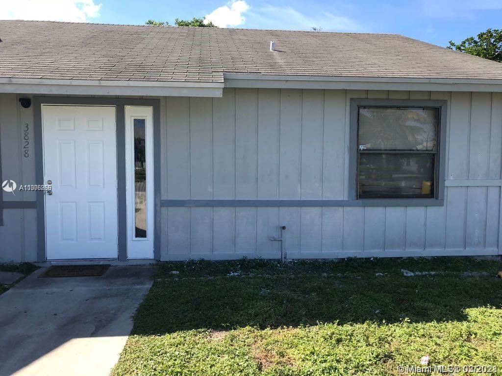 3828 Parkside Cir, Palm Springs FL 33461
