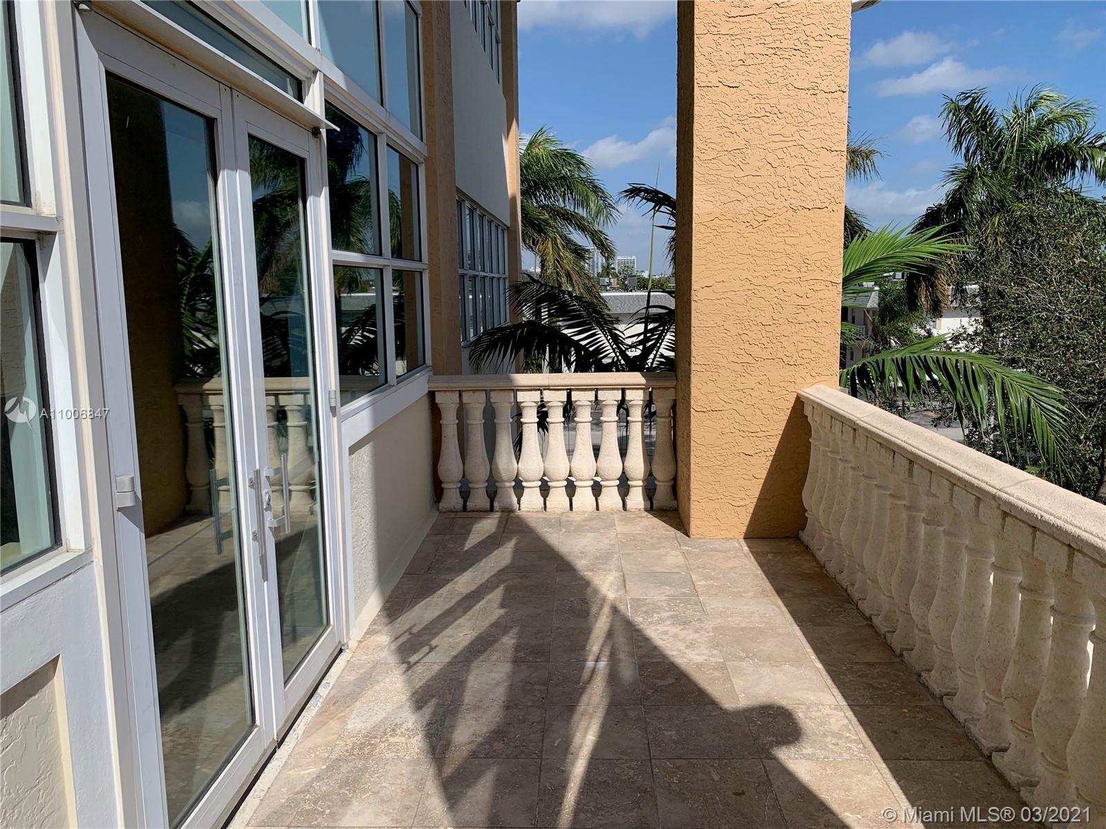 900 N Federal Hwy, Hallandale Beach FL 33009 photo 5