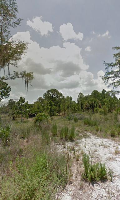 745 S Isora St, Clewiston FL 33935 photo 2