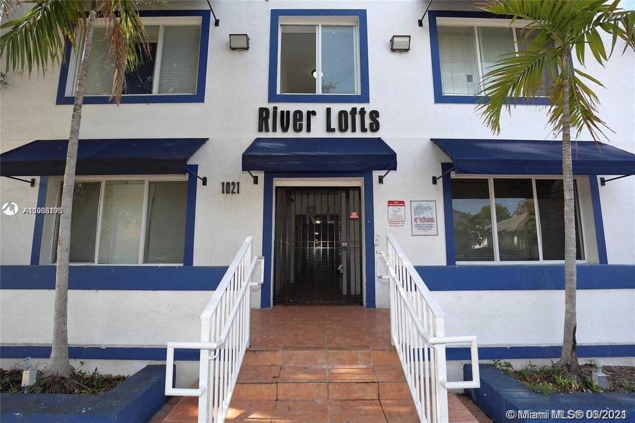 1021 NW 3rd St # 304, Miami FL 33128