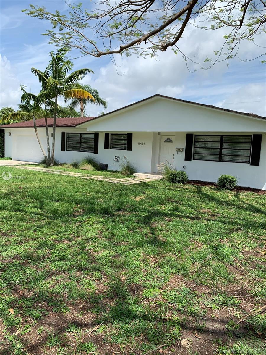 8415 SW 144th St, Palmetto Bay FL 33158