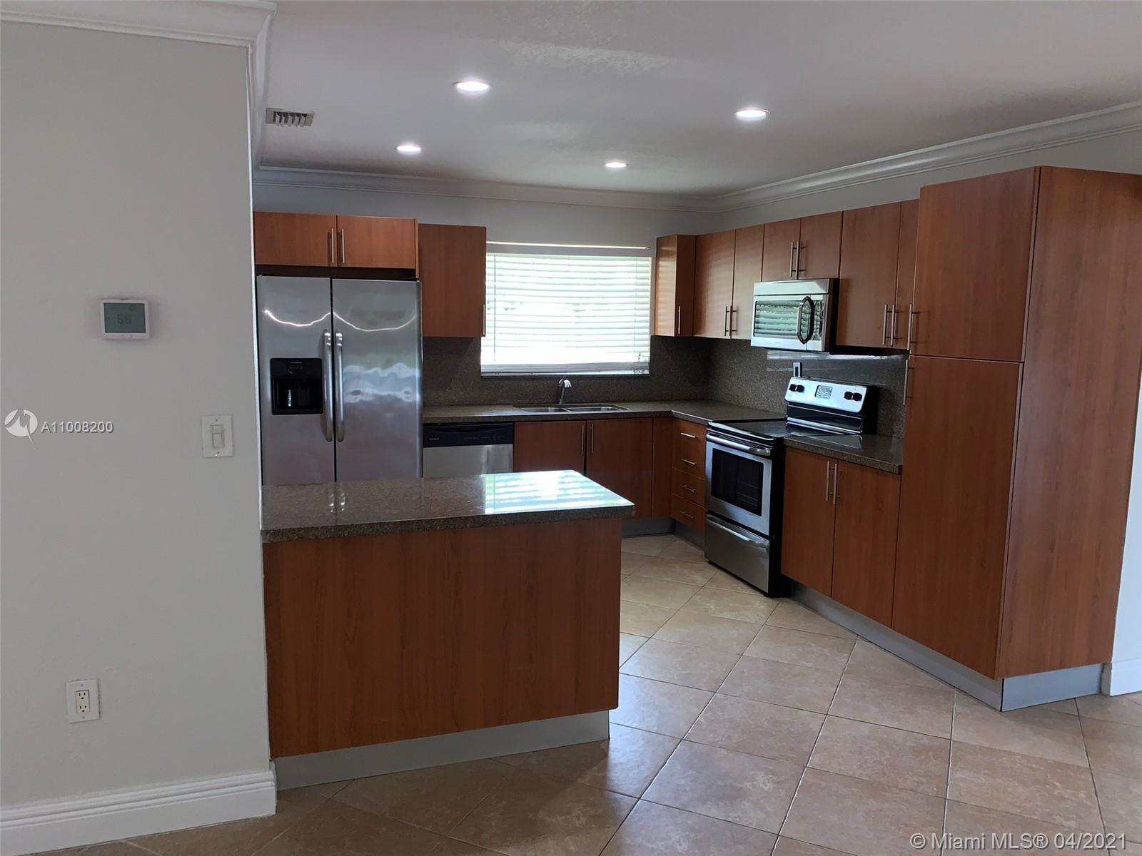 8415 SW 144th St, Palmetto Bay FL 33158 photo 4