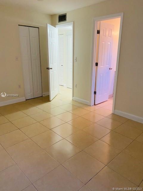 Pembroke Pines, FL 33028 photo 5