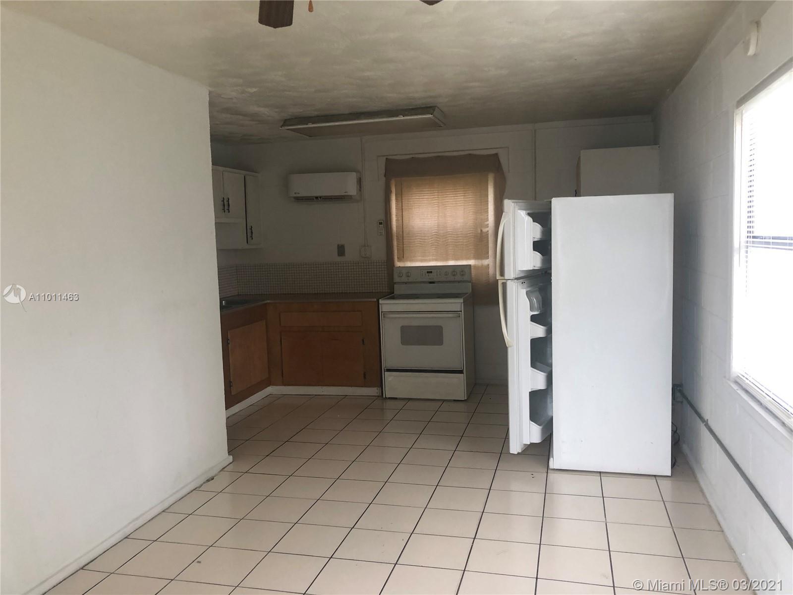 2502 Avenue J, Fort Pierce FL 34947 photo 2
