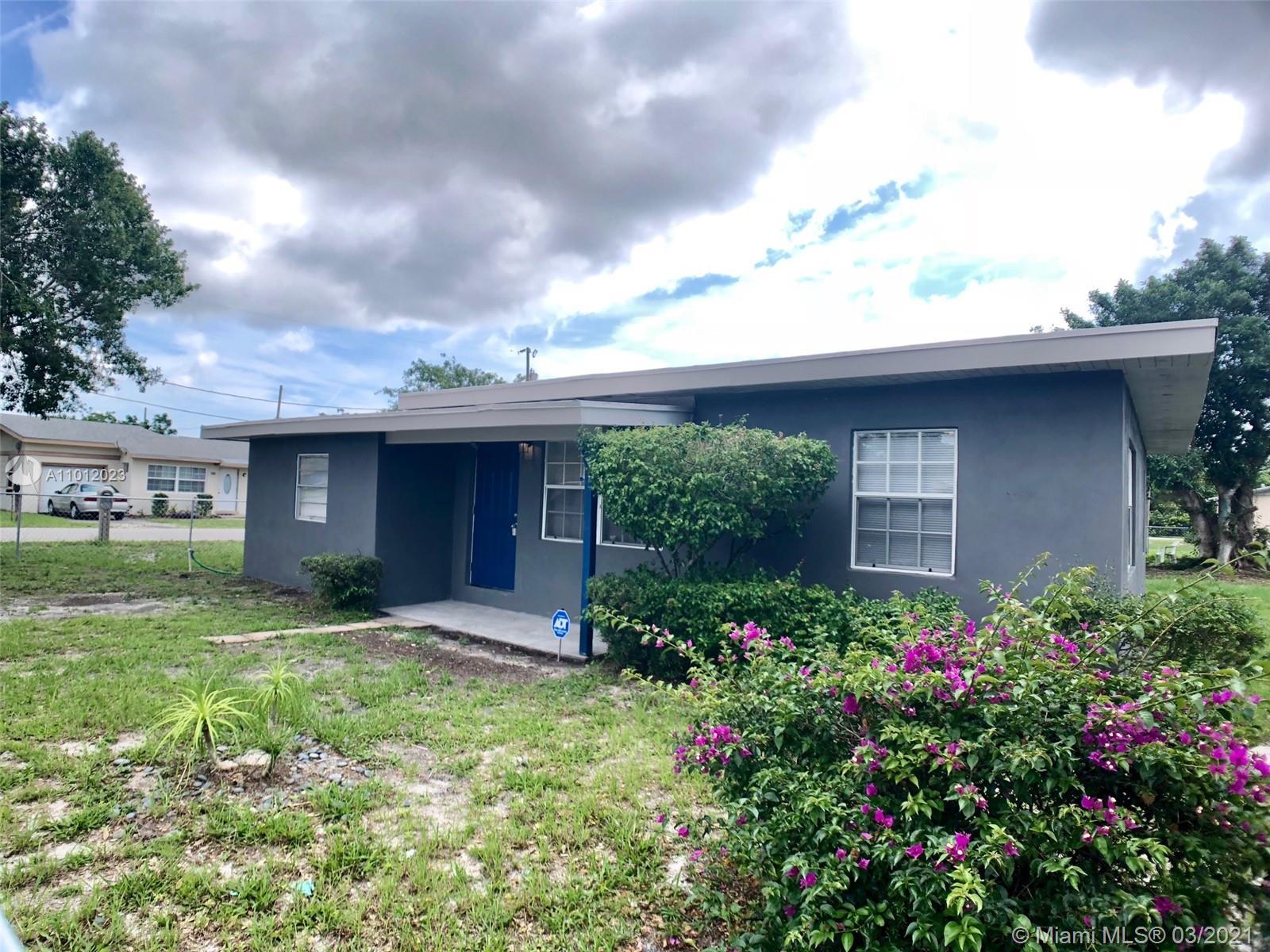 4366 27th Ave, Vero Beach FL 32967 photo 2