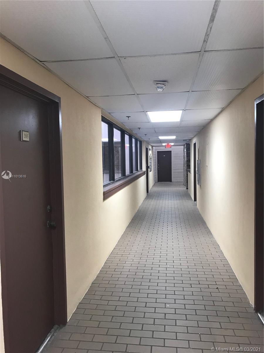 1801 N University Dr # 204, Coral Springs FL 33071